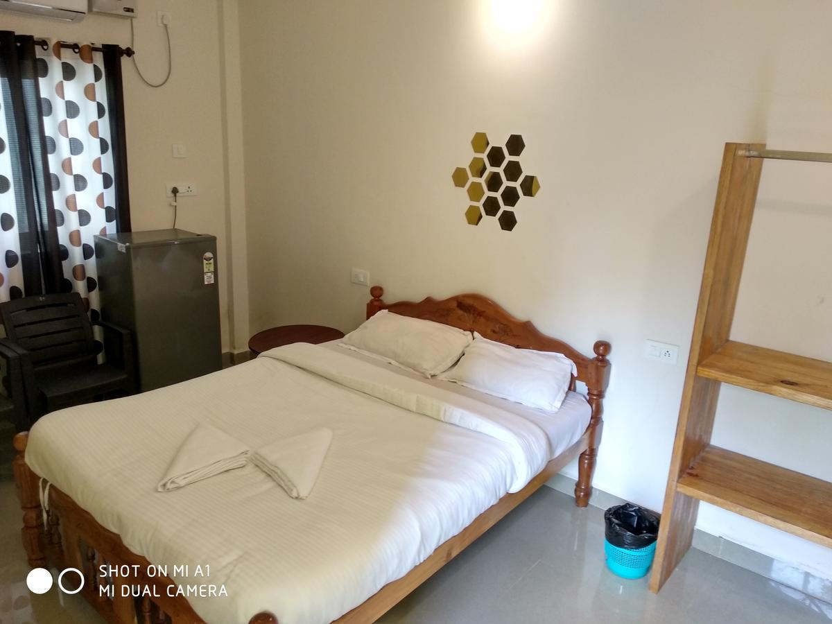 Candolim Beach Place エクステリア 写真