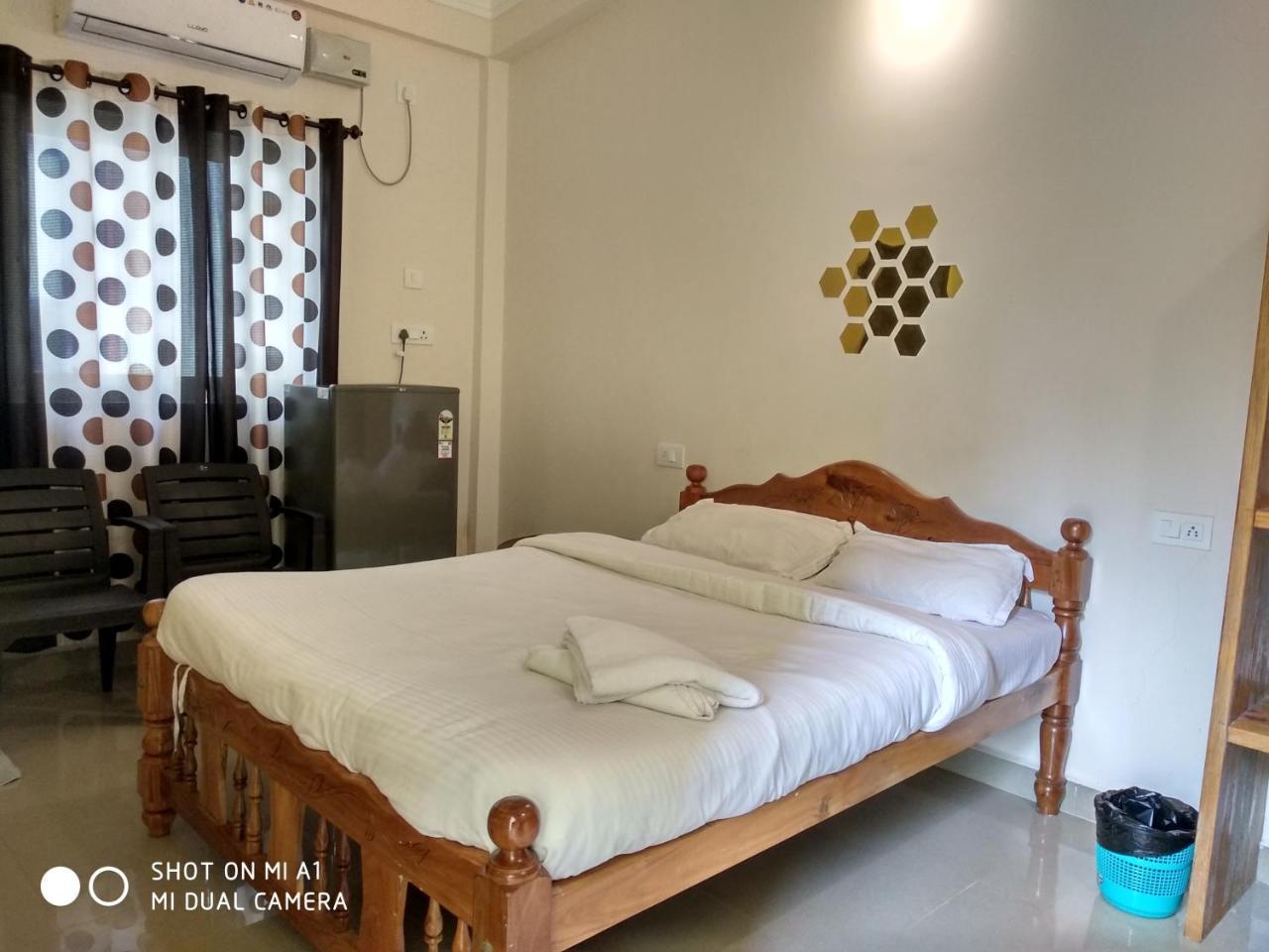 Candolim Beach Place エクステリア 写真