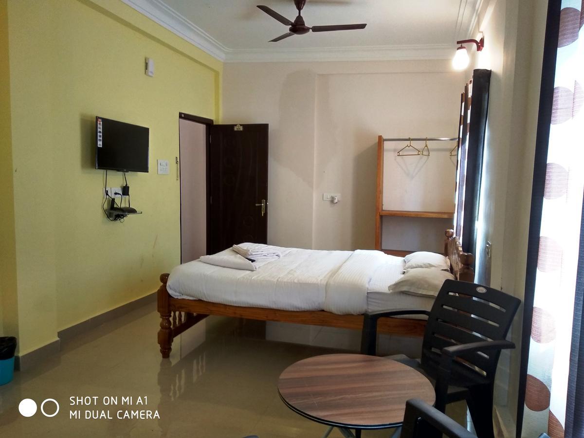 Candolim Beach Place エクステリア 写真