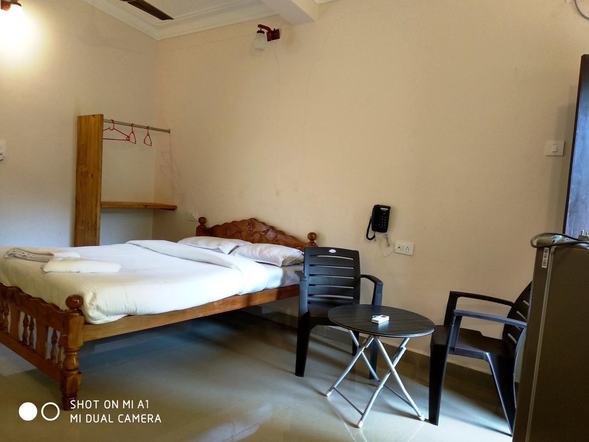 Candolim Beach Place エクステリア 写真