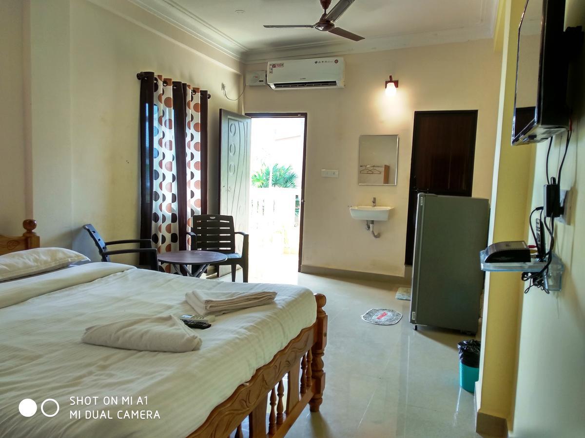 Candolim Beach Place エクステリア 写真